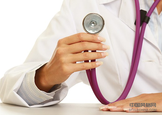 多米尼·罗森：我很胖，因为我是个暴徒。如果我能够正视它，为什么医生不能？ 中国风格网,stylechina.com