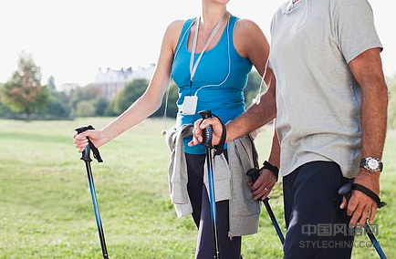 与任何类型的身体活动一起坐半小时的坐姿可以将您的早逝风险降低35％ 中国风格网,stylechina.com