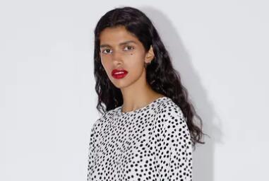 通过风暴夺走英国的70美元Zara连衣裙终于在美国上市 ,stylechina.com