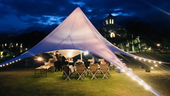 不用出国就能享受「奢华露营」！顶级帆船帐篷内有冷气，河岸美景配星光BBQ超浪漫，立刻揪团出发吧～ ,stylechina.com