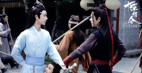 《陈情令》这一对男男CP可以在一起!两大古装男神肖战、王一博,Man背、飞吻实在太甜了 ,stylechina.com