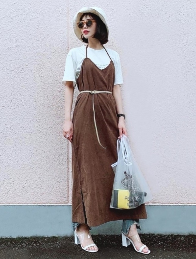 炎热季节里不知道穿什么？一起透过「吊带单品」穿搭打造清爽女孩的休闲质感！ ,stylechina.com