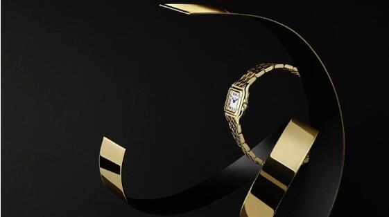 女人最想要的完美时尚配件！是时计也是珠宝的Panthère de Cartier方型腕表，让妳同时拥有经典风格与奢华魅力！ ,stylechina.com