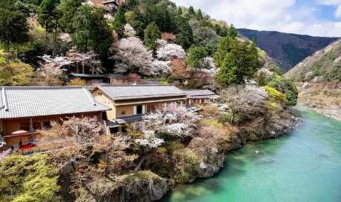 全日本最梦幻的旅馆!搭小船才能进入的虹夕诺雅京都,让你住进极致日式美学 ,stylechina.com