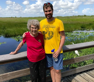 「看世界的伟大，让我有活下去的动力！」，89岁老奶奶与鲜肉孙走遍全美国家公园，有爱的陪伴令人感动~ ,stylechina.com