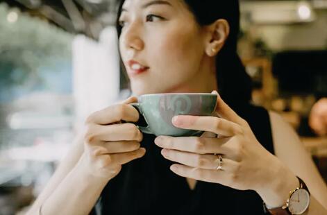 据营养学家说，为什么你不应该在早上喝咖啡 ,stylechina.com