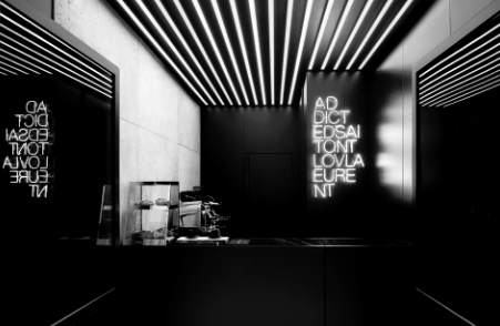 开业：Saint Laurent，W酒店，Ladurée等地的11个新招待场所 ,stylechina.com