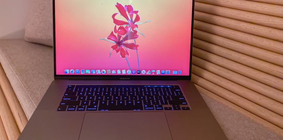 5DCA7AE3A54681573550819.jpeg 苹果最新的Mac笔记本电脑具有更大的屏幕,更好的电池和新的键盘 ,stylechina.com