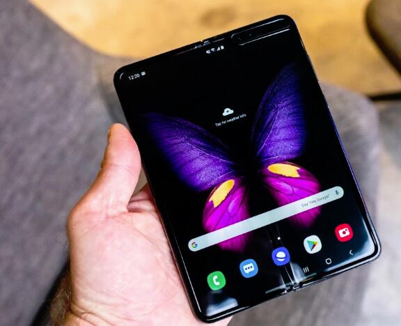 三星Galaxy Fold即将登陆加拿大，从今天开始进行店内预订 ,stylechina.com