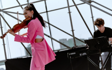 2019 PINK RUN 众星齐聚—「Eva Lee 李易」震撼人心的音乐飨宴 ,stylechina.com