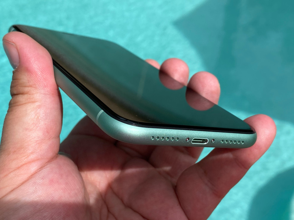 未来的iPhone可能会完全放弃充电端口 ,stylechina.com