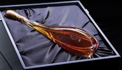 5DFC6C36A5A641576823862.jpeg 匈牙利如何生产“世界上最昂贵的葡萄酒” ,stylechina.com