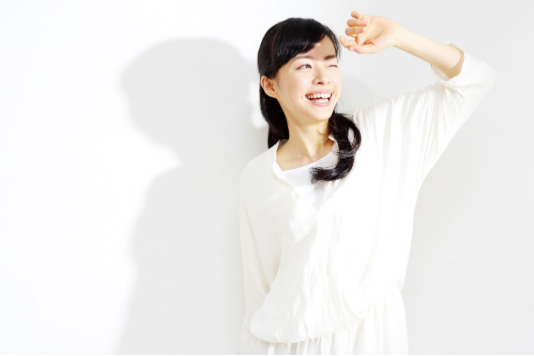 别以为冬天就不需要防晒！「光老化」易晒出老脸 ,stylechina.com