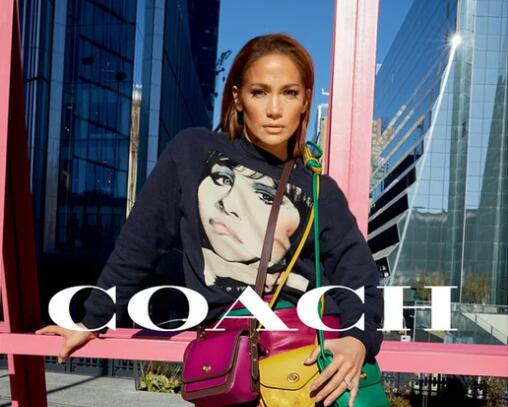 詹妮弗·洛佩兹（Jennifer Lopez）喜欢戴芭芭拉·史翠珊（Barbra Streisand）的脸，并且老实说 ,stylechina.com