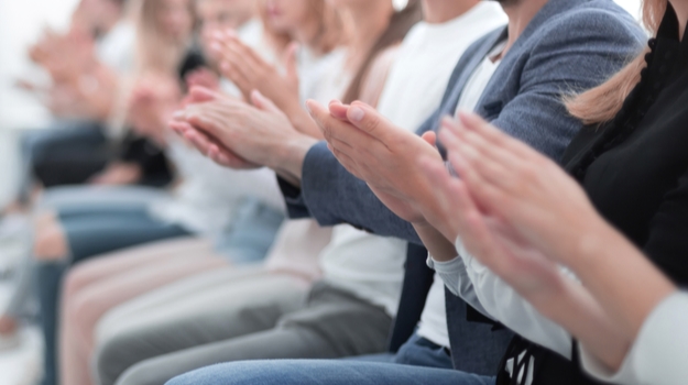 下载.jpg Corvus首席执行官Richard Miller荣获“药物猎人”奖 ,stylechina.com