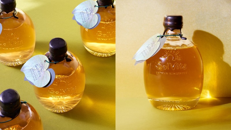 5E996D584D9331587113304.jpeg 全台限量500支!台湾首支奇异果酒由双好设计X日光维他携手推出,超美瓶身底部还藏有奇异果 ,stylechina.com