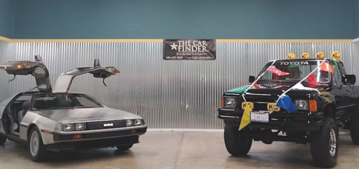 “带回未来”两包装在《带拖车》中拍卖 ,stylechina.com