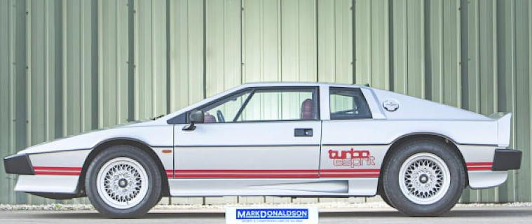 现在有机会购买Lotus创始人Colin Chapman的1981 Turbo Esprit ,stylechina.com
