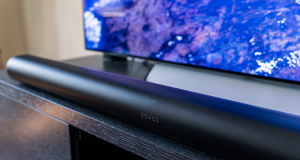 200521-Cownboy-Lifestyle-2316.jpg Sonos Arc是出色的条形音箱,无论是单独使用还是与朋友一起使用 ,stylechina.com