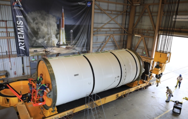 美国宇航局通过SLS助推器订单为多达6项Artemis月球探索任务设定路径 中网时尚,stylechina.com