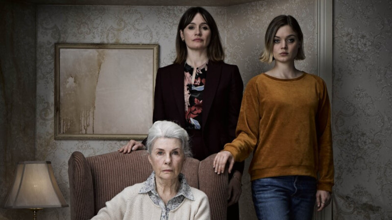 《家灵》聚焦失智症的恐怖之作！令人坐立难安的惊悚结局......100%烂番茄满分推荐 中网时尚,stylechina.com