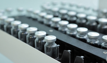 阿斯利康Emergent BioSolutions扩大COVID-19疫苗生产协议 中网时尚,stylechina.com