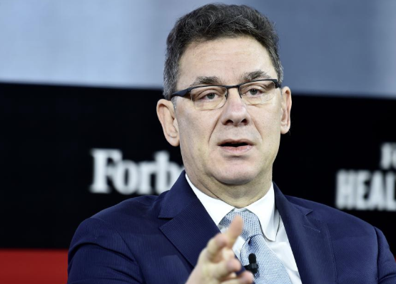 辉瑞公司首席执行官：我们将在十月之前知道Covid-19疫苗是否有效 中网时尚,stylechina.com