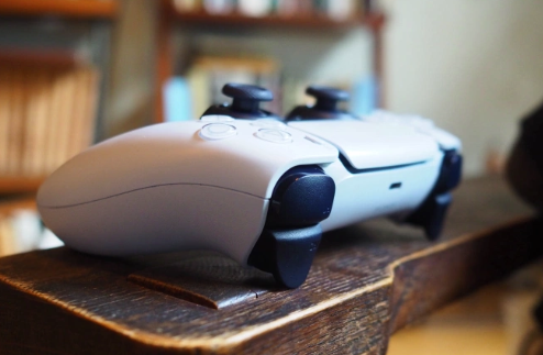 动手：索尼的DualSense PS5控制器可能会改变游戏规则 中网时尚,stylechina.com