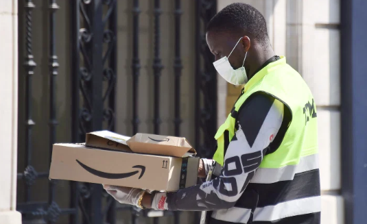 亚马逊预计下一季度COVID-19成本将达40亿美元 中网时尚,stylechina.com