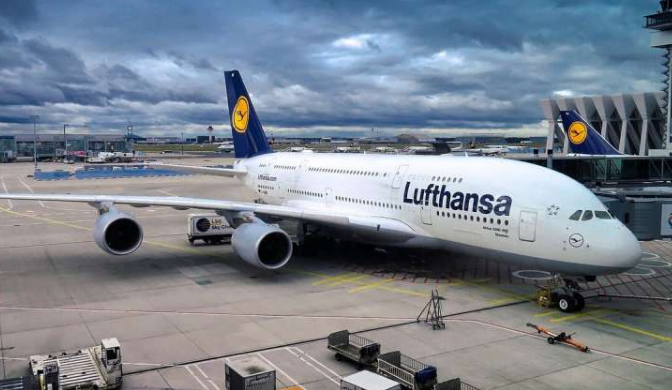 汉莎航空准备迎接“具有挑战性的”冬季，亏损20亿欧元 中网时尚,stylechina.com