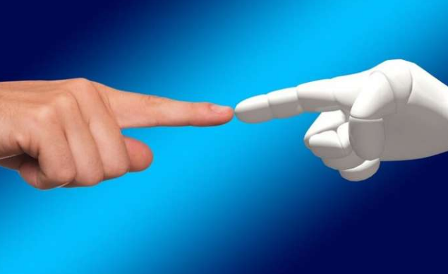 亲和力的感觉可能会陷入一种排斥之中,这一区域被称为“奇异山谷” 中网时尚,stylechina.com