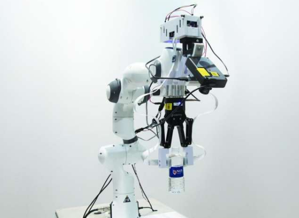 机器人必须配备出色的触摸感以及快速智能地处理感官信息的能力 中网时尚,stylechina.com