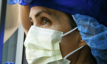 英国研究显示,通过流感大流行工作的ICU员工中,近一半存在心理健康问题 中网时尚,stylechina.com