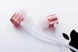 智能家居的下一步是什么：“入耳式互联网”？下一代智能家居设想利用振动，声音和电场的变化来改善能耗，监控居住者的活动 中网时尚,stylechina.com