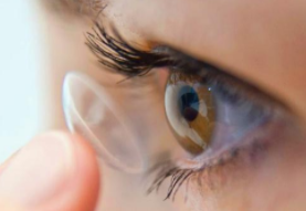 有助于诊断和监测医疗状况的新隐形眼镜技术可能很快就可以进行临床试验了 中网时尚,stylechina.com
